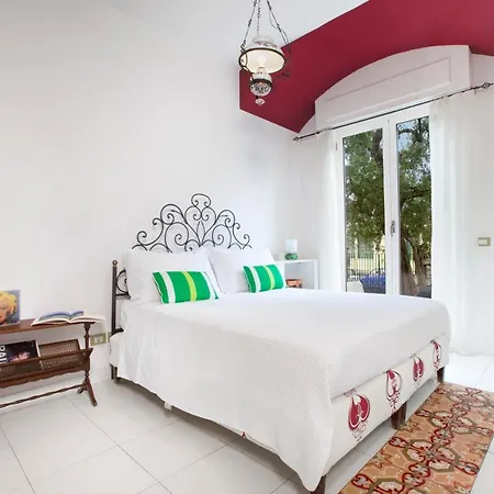 Будинок відпочинку Yourhome - Casa Punta Del Capo Сорренто