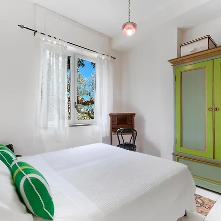 Будинок відпочинку Yourhome - Casa Punta Del Capo Сорренто