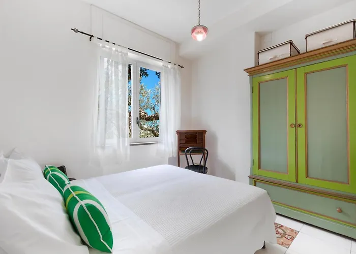 Будинок відпочинку Yourhome - Casa Punta Del Capo Сорренто